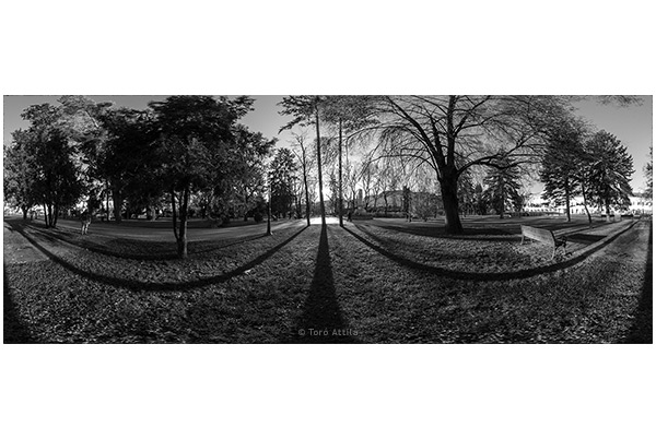 Kiterített világ ... | © Toró Attila